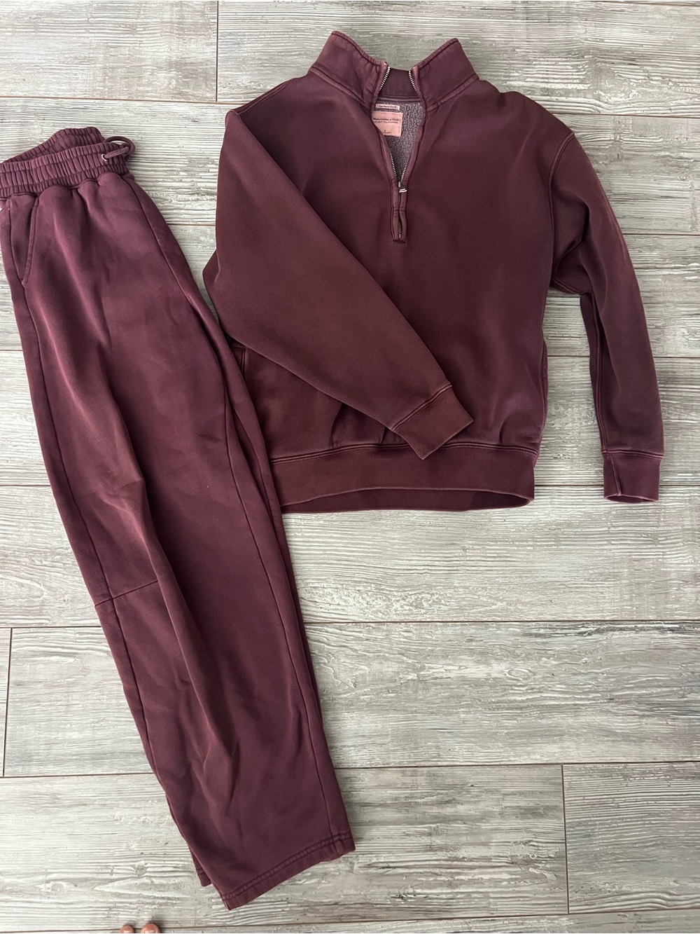 Abercrombie & Fitch Sunday Set Half-Zip Sweatshirt and Sweats